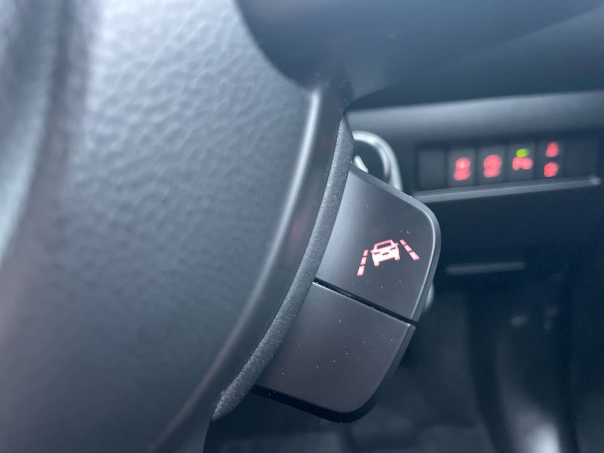 Used Suzuki Swift 2021 for sale - 76630437: Photo 32