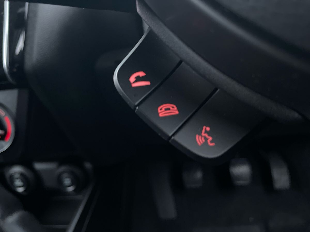 Used Suzuki Swift 2021 for sale - 76630437: Photo 33