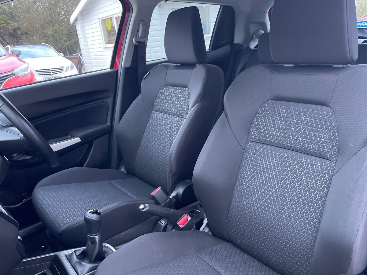 Used Suzuki Swift 2021 for sale - 76630437: Photo 39