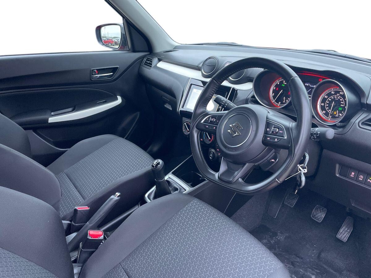 Used Suzuki Swift 2021 for sale - 76630437: Photo 8