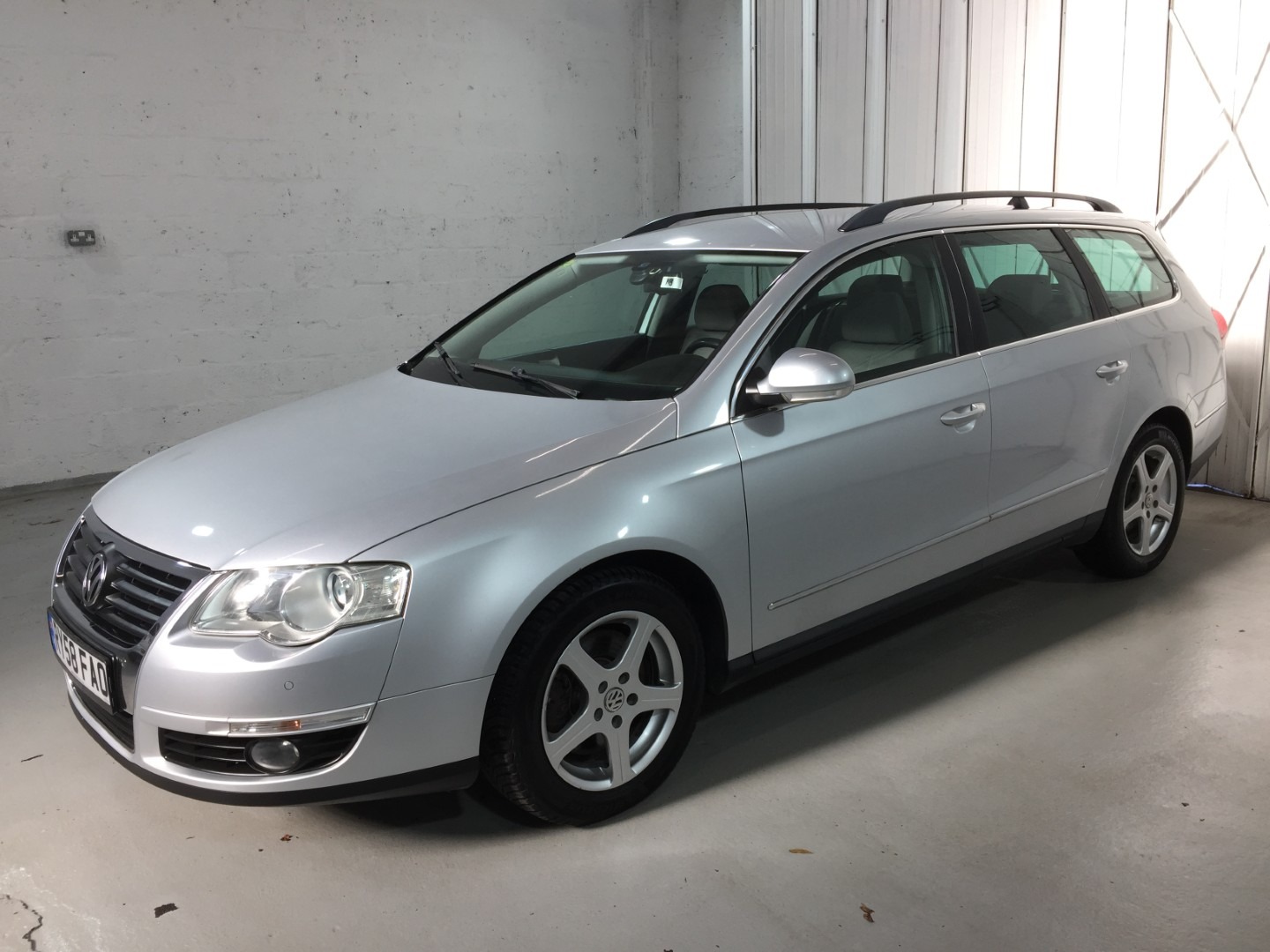 Used Volkswagen Passat 2014 for sale - 76422291: Photo 1