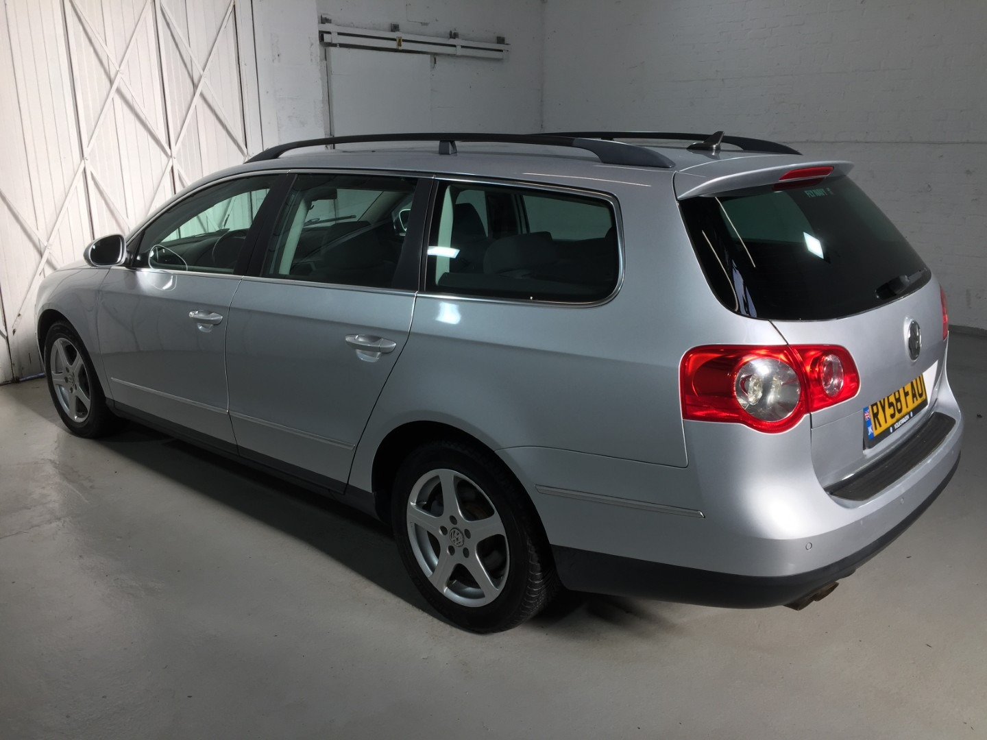 Used Volkswagen Passat 2014 for sale - 76422291: Photo 2