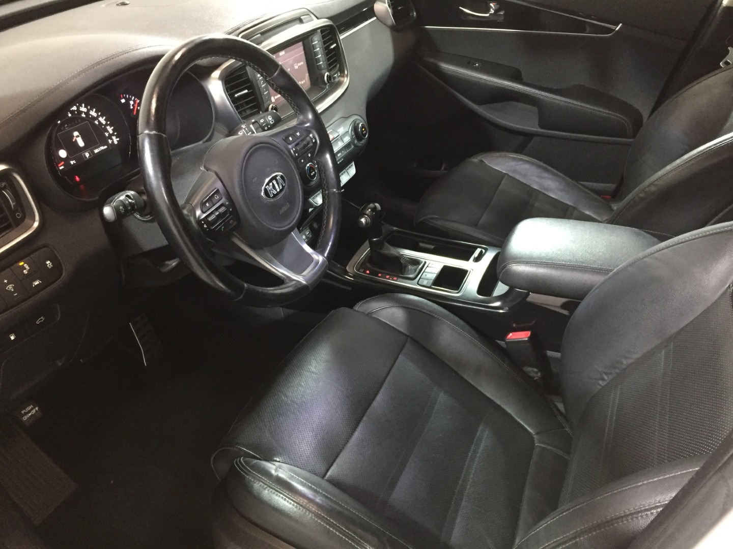 Used Kia Sorento 2016 for sale - 76844730: Photo 10