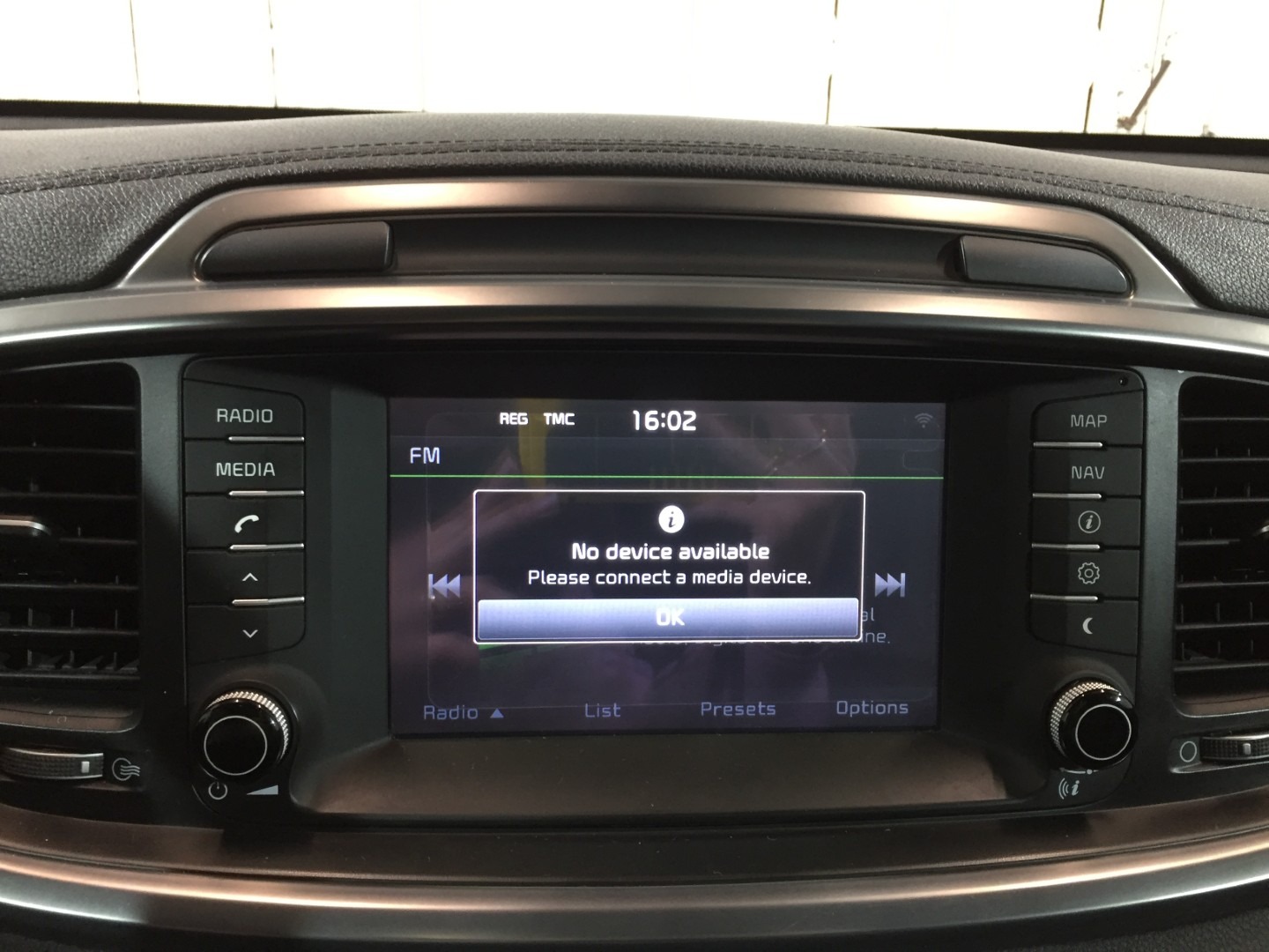 Used Kia Sorento 2016 for sale - 76844730: Photo 21