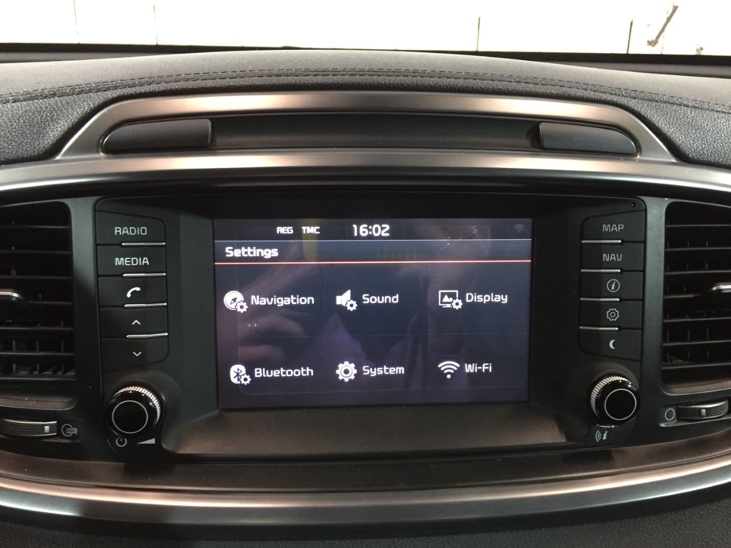 Used Kia Sorento 2016 for sale - 76844730: Photo 24