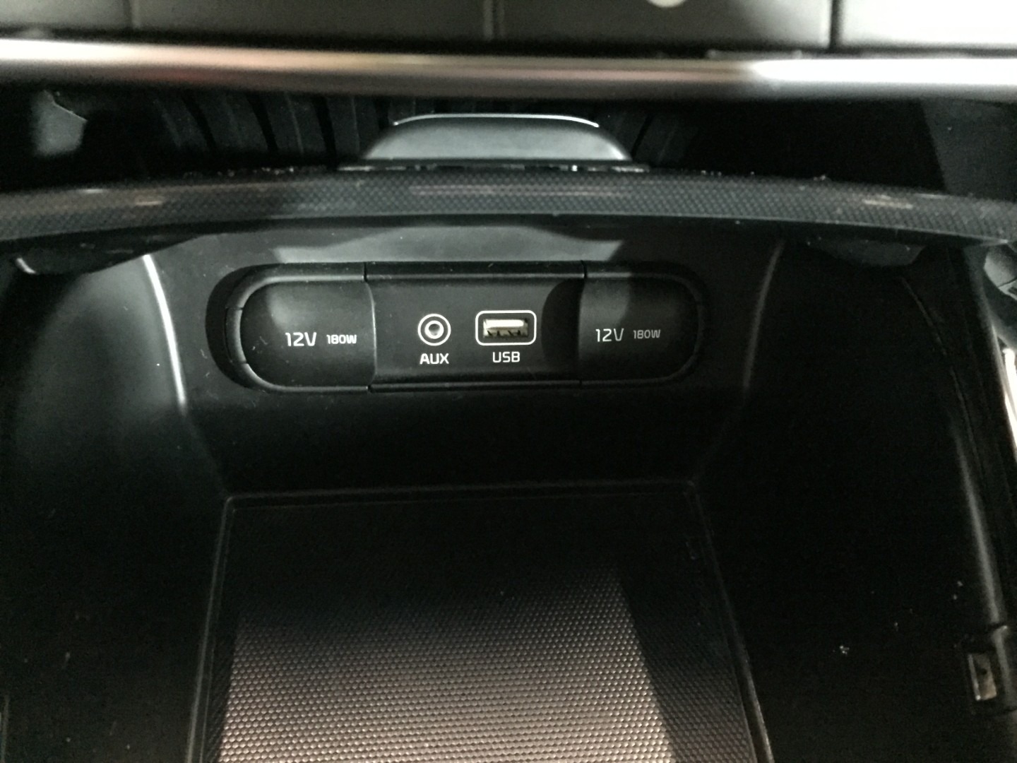 Used Kia Sorento 2016 for sale - 76844730: Photo 26