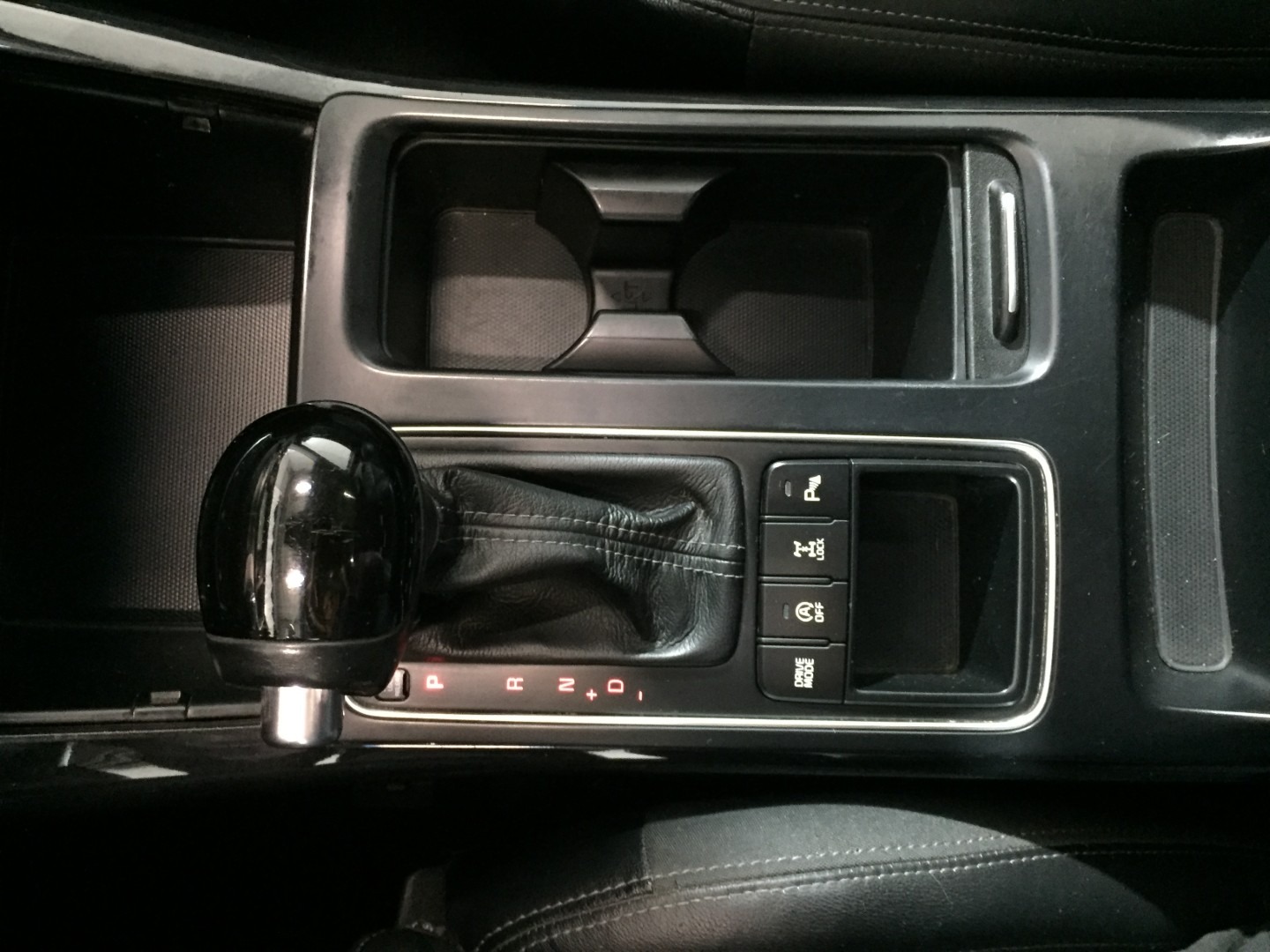 Used Kia Sorento 2016 for sale - 76844730: Photo 27