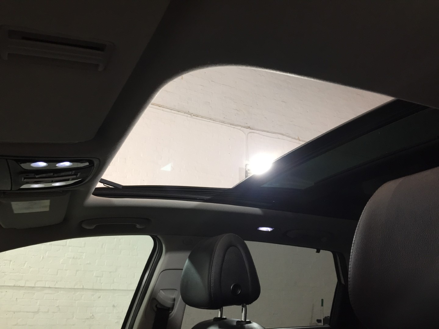 Used Kia Sorento 2016 for sale - 76844730: Photo 32