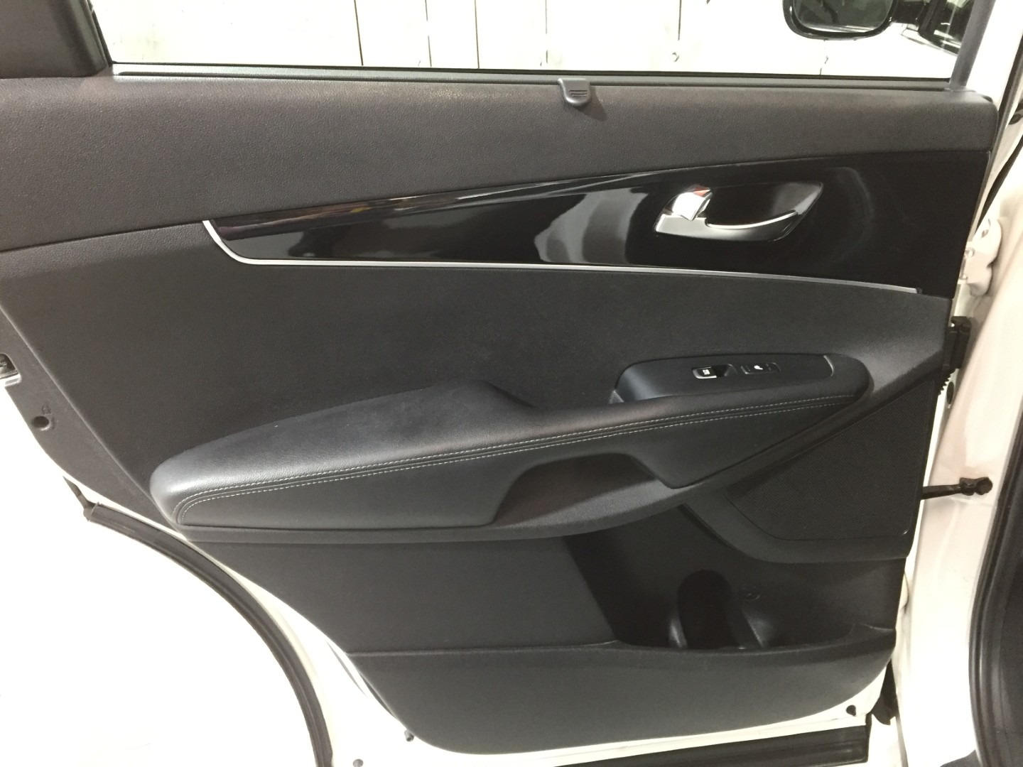 Used Kia Sorento 2016 for sale - 76844730: Photo 36