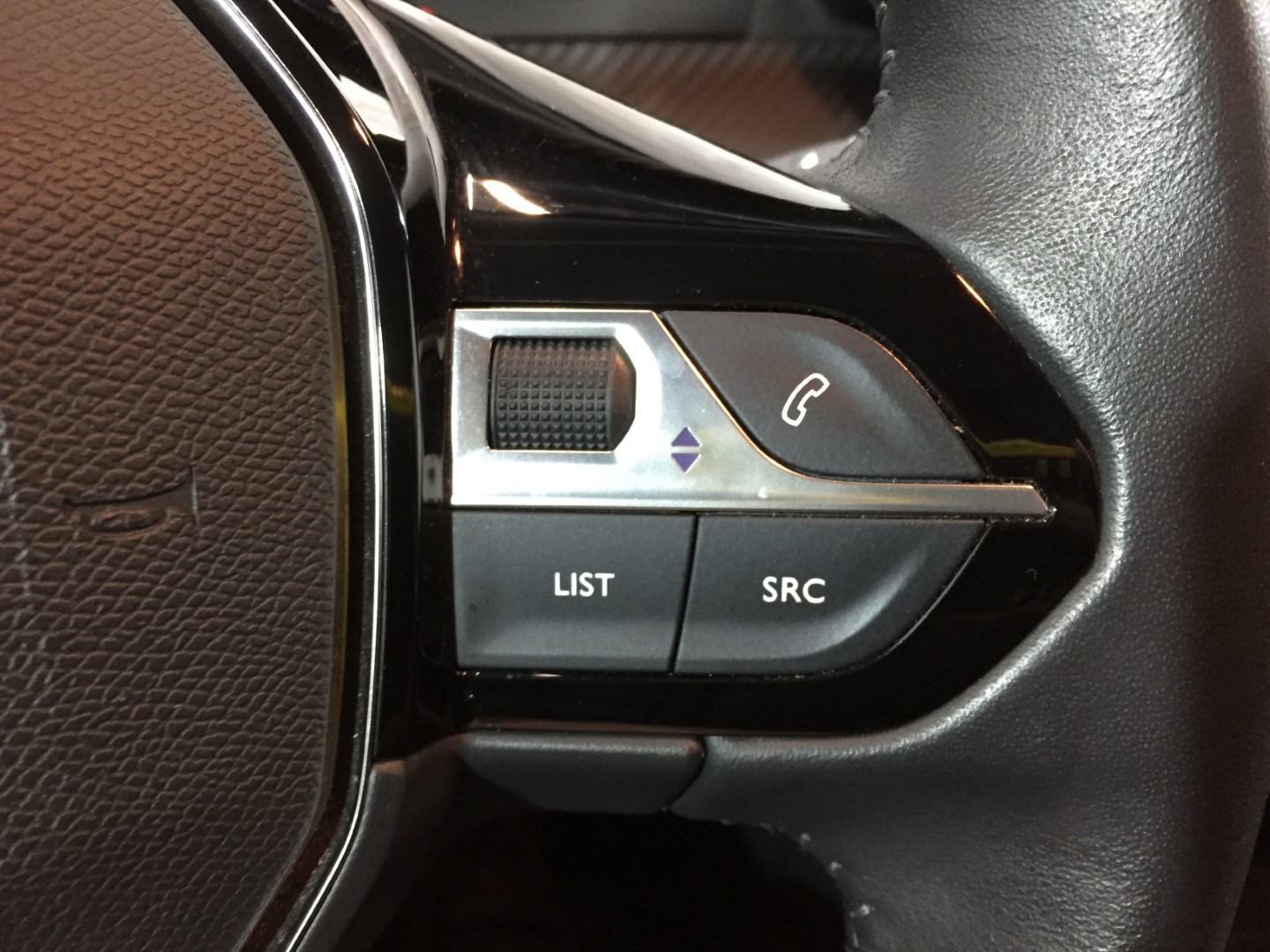 Used Peugeot 2008 2022 for sale - 77151752: Photo 13