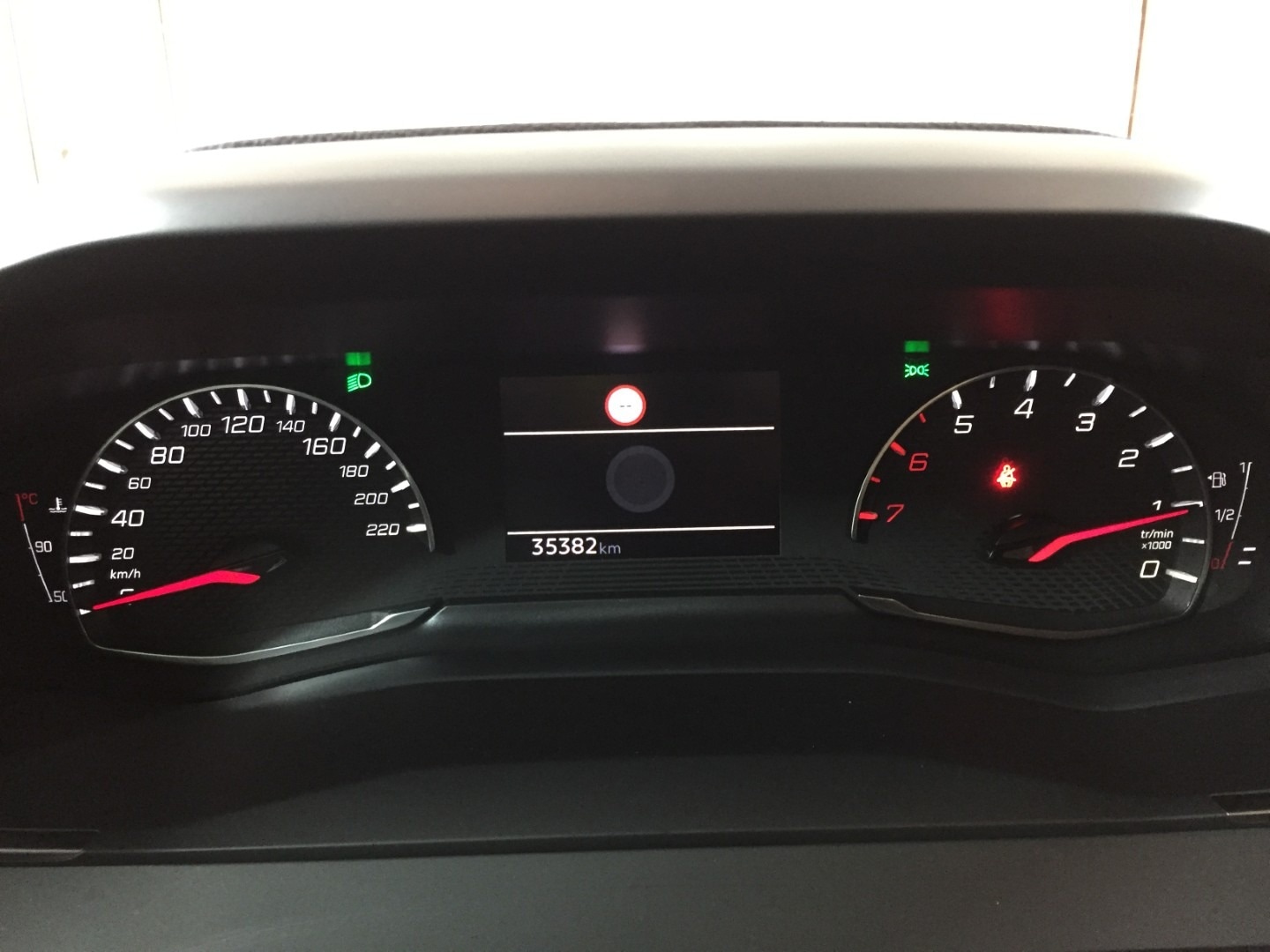 Used Peugeot 2008 2022 for sale - 77151752: Photo 14