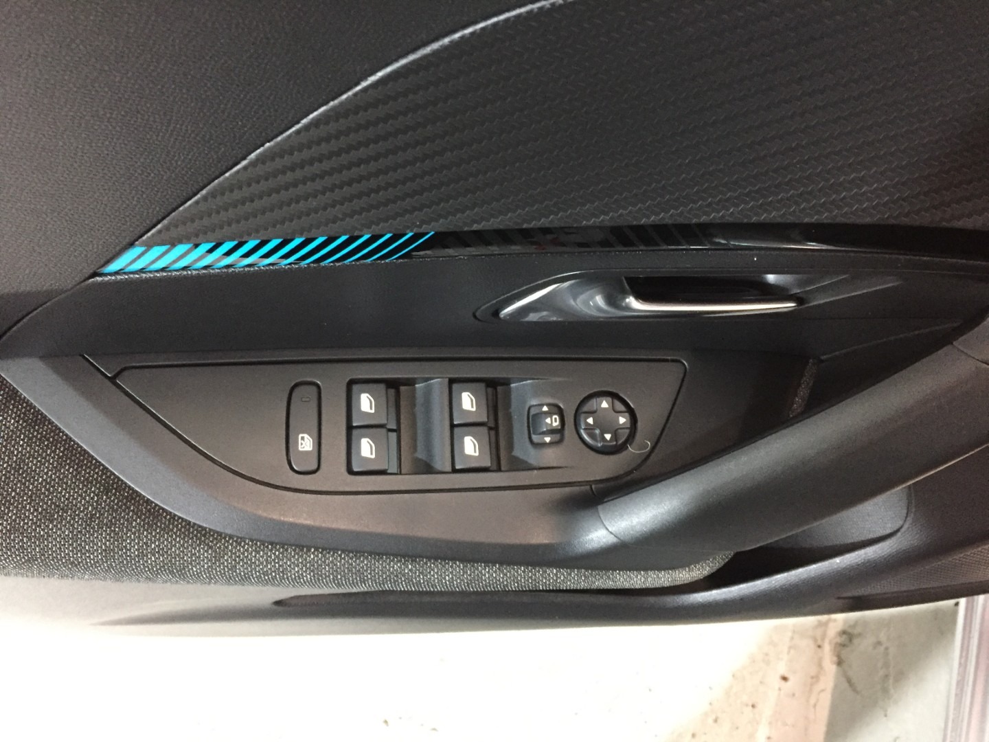 Used Peugeot 2008 2022 for sale - 77151752: Photo 9