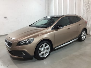 Volvo - V40 Cross Country