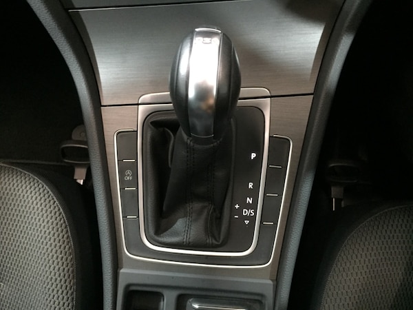 Used Volkswagen Golf 2013 for sale - 76299024: Photo 22