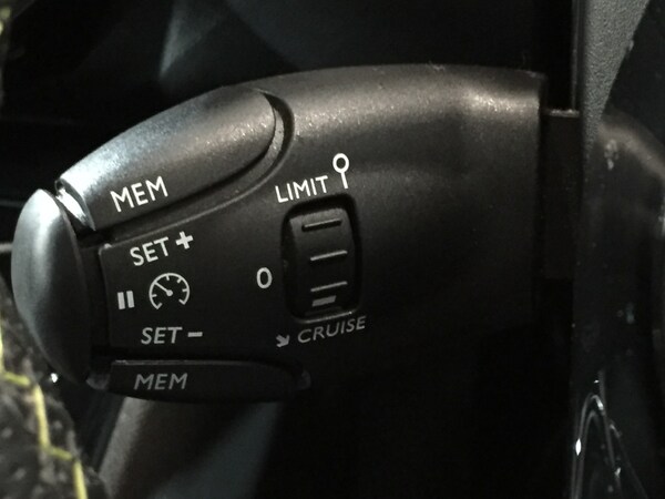 Used Peugeot 2008 2022 for sale - 74273919: Photo 13