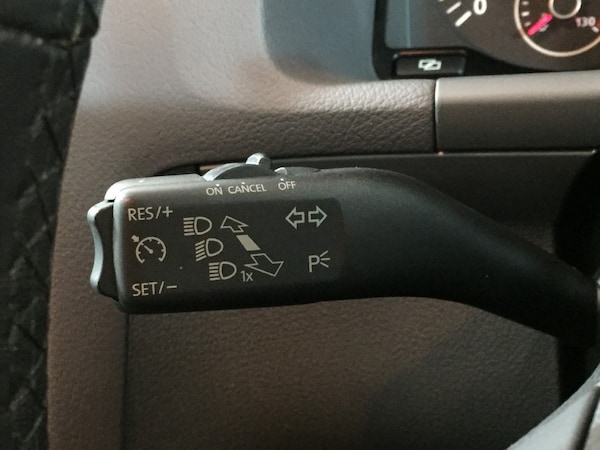 Used Volkswagen Touran 2012 for sale - 74993349: Photo 12