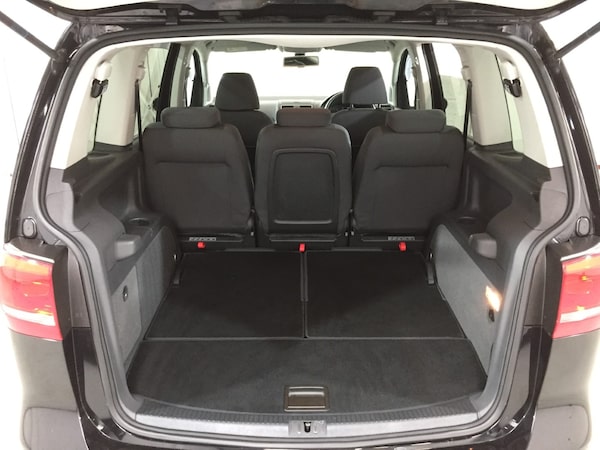 Used Volkswagen Touran 2012 for sale - 74993349: Photo 31
