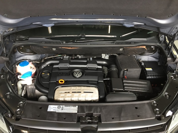 Used Volkswagen Touran 2012 for sale - 74993349: Photo 8