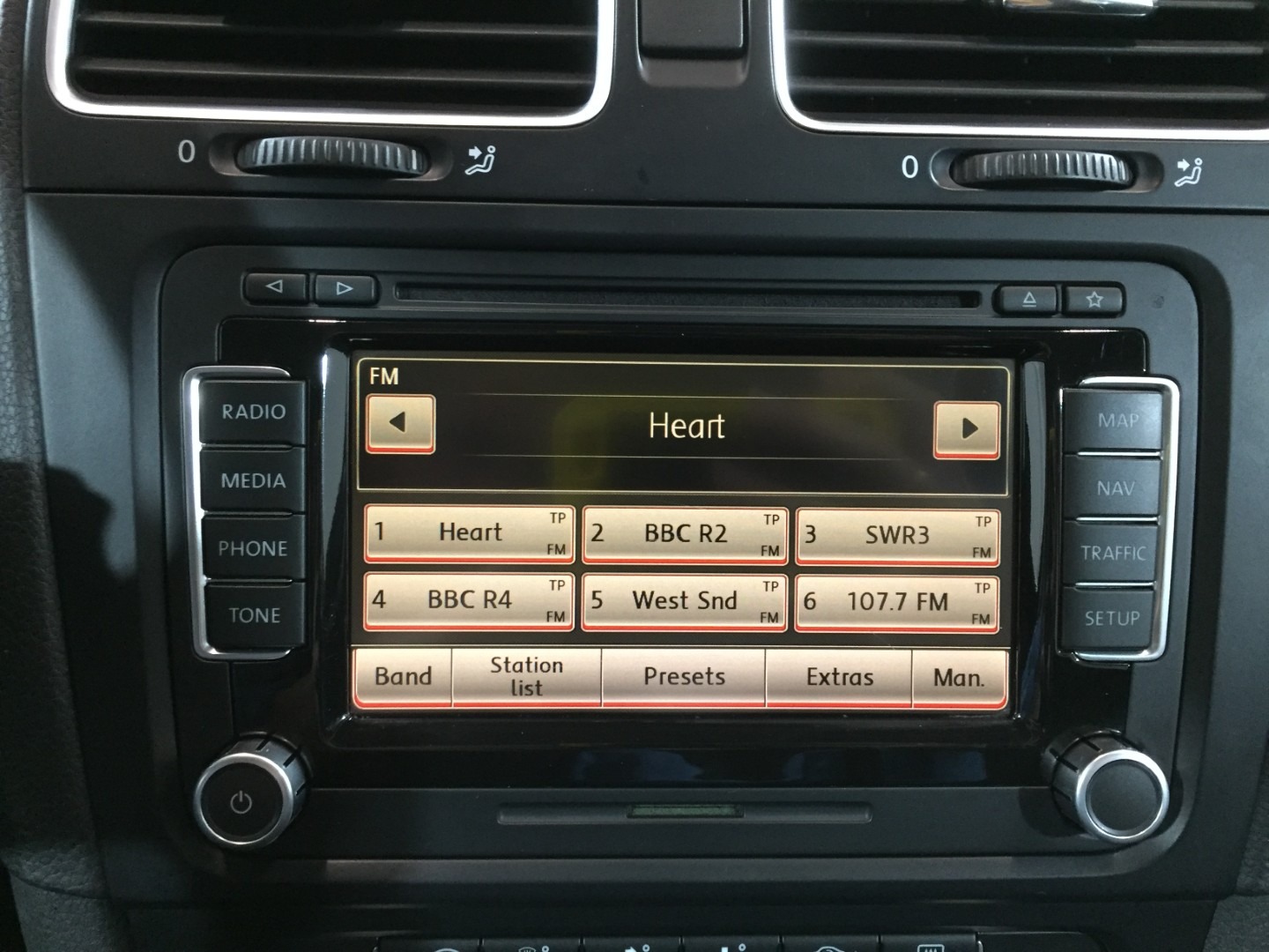 Used Volkswagen Golf 2010 for sale - 76568240: Photo 11