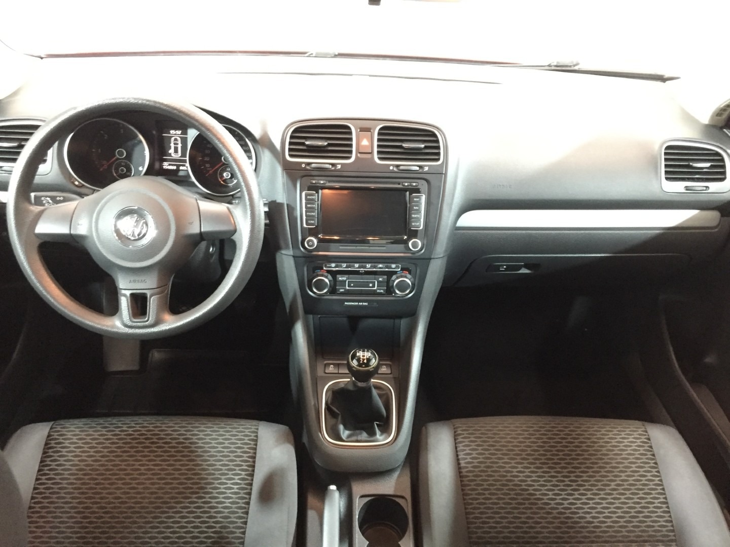 Used Volkswagen Golf 2010 for sale - 76568240: Photo 20