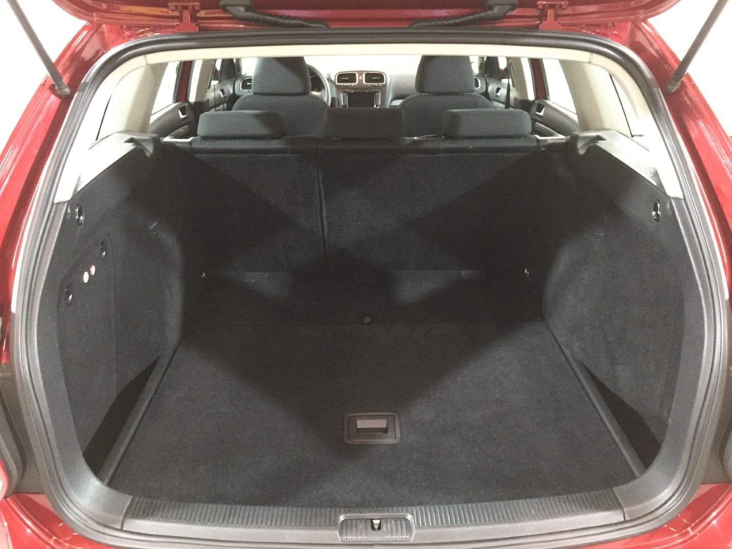 Used Volkswagen Golf 2010 for sale - 76568240: Photo 26