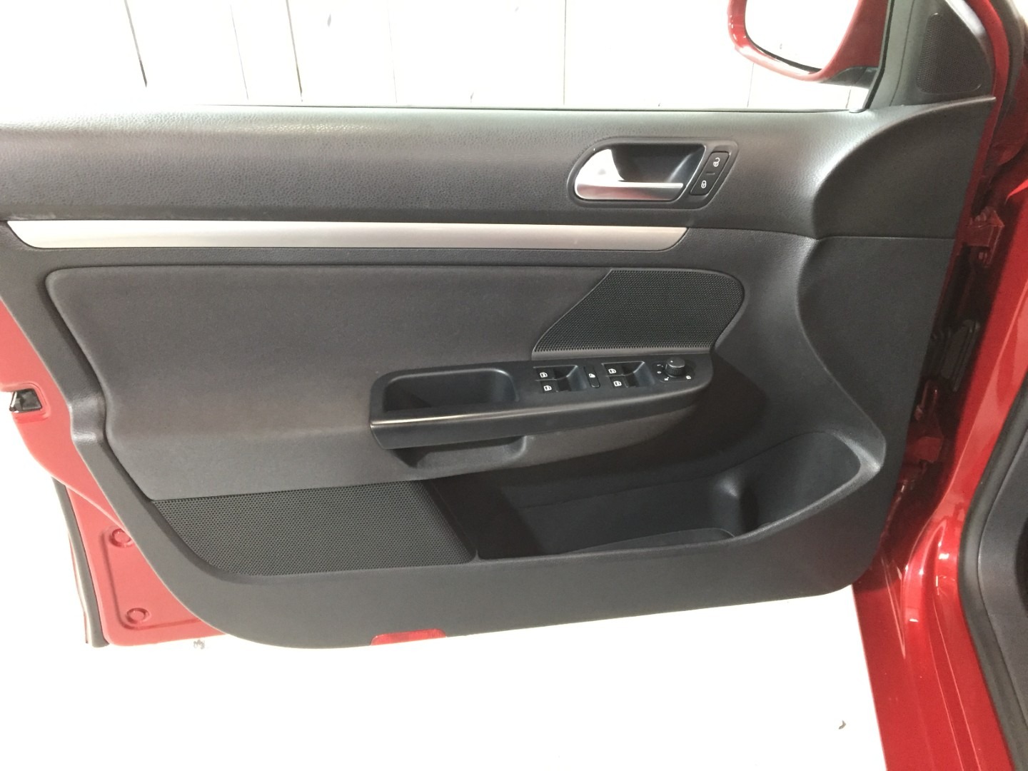 Used Volkswagen Golf 2010 for sale - 76568240: Photo 8