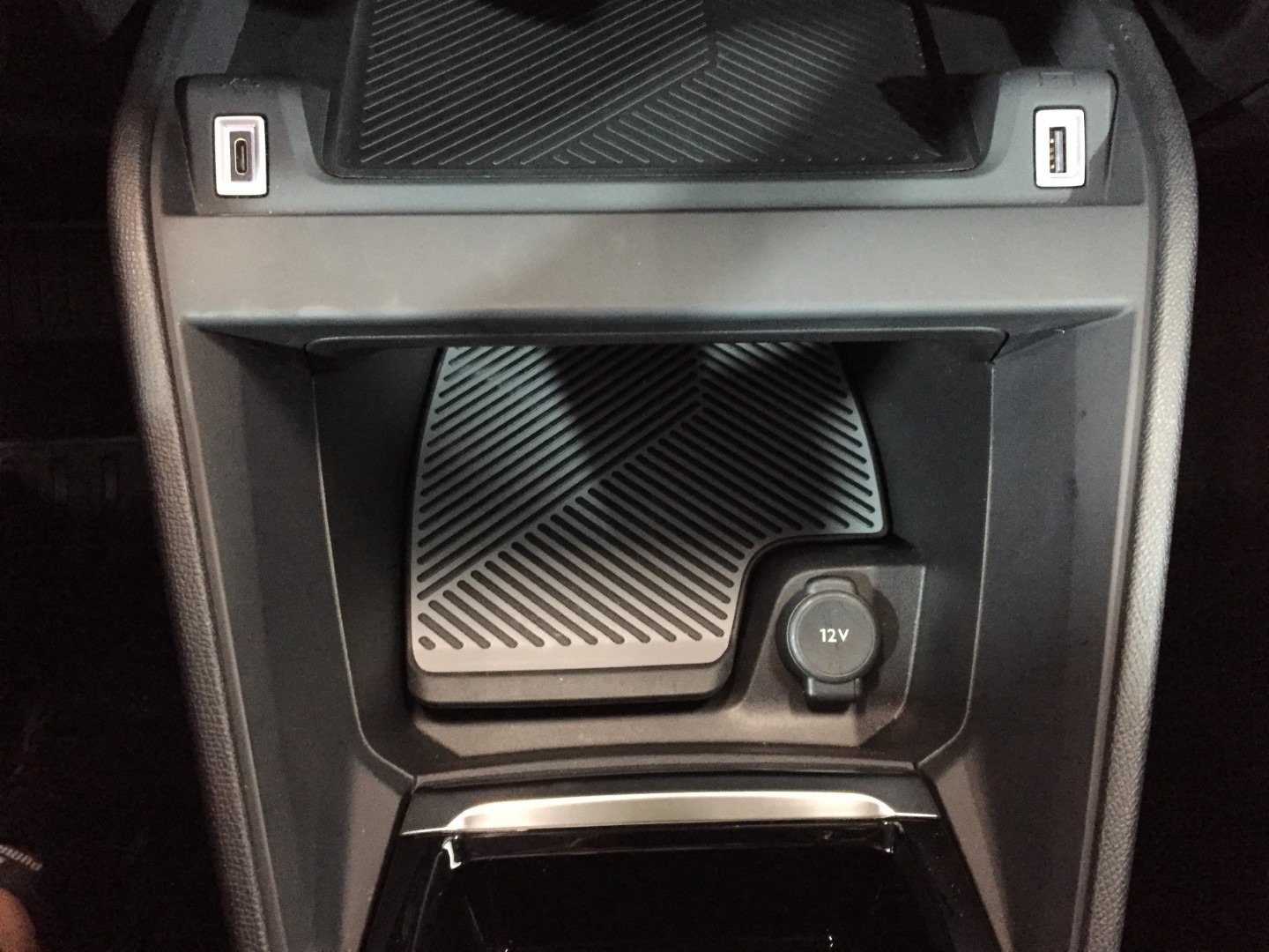 Used Citroen C4 2023 for sale - 76652779: Photo 26