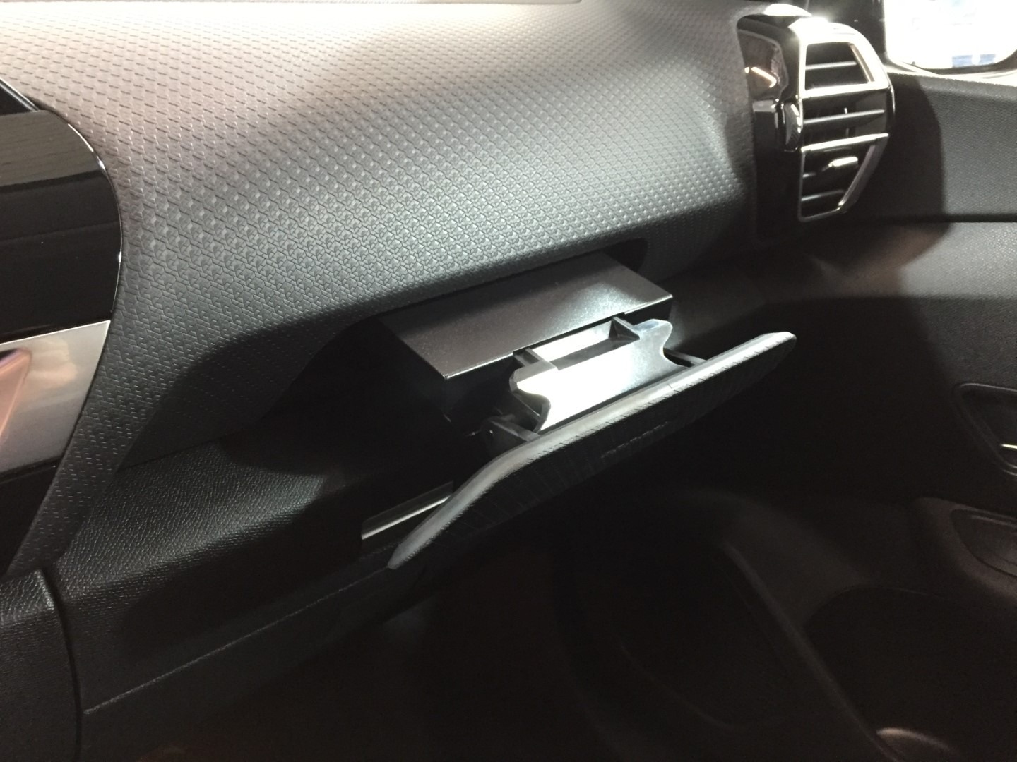 Used Citroen C4 2023 for sale - 76652779: Photo 34