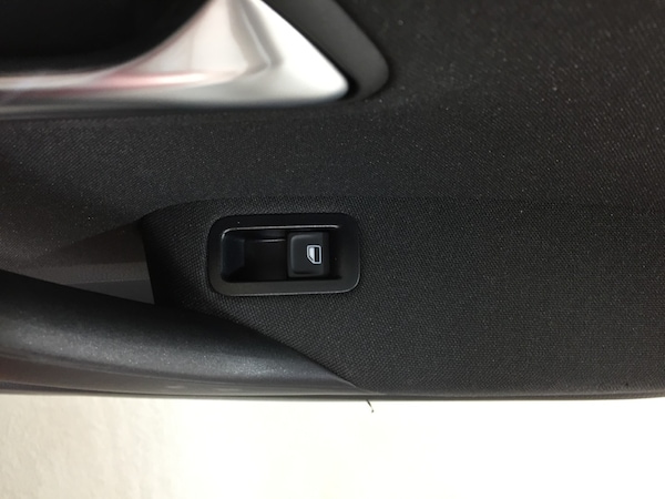 Used Volkswagen Polo 2015 for sale - 75736301: Photo 22