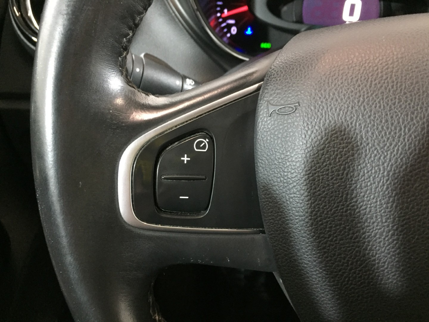 Used Renault Captur 2016 for sale - 77151759: Photo 11