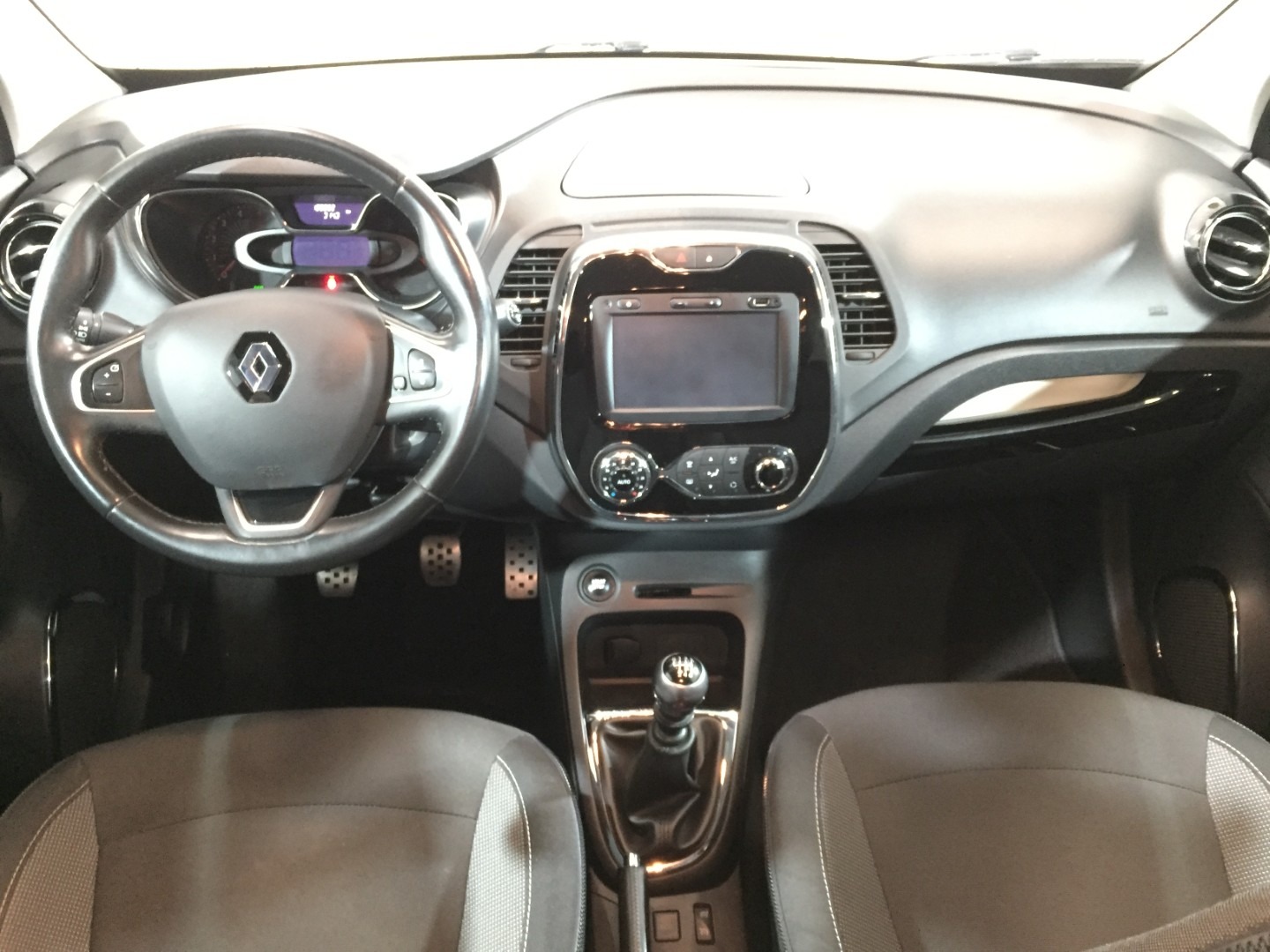 Used Renault Captur 2016 for sale - 77151759: Photo 26