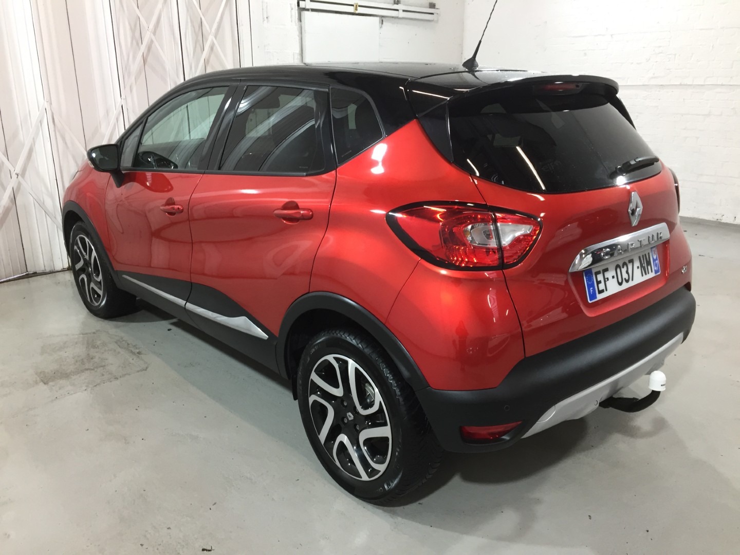 Used Renault Captur 2016 for sale - 77151759: Photo 3