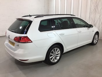 Used Volkswagen Golf 2015 for sale - 76230933: Photo 3