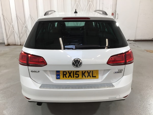 Used Volkswagen Golf 2015 for sale - 76230933: Photo 4