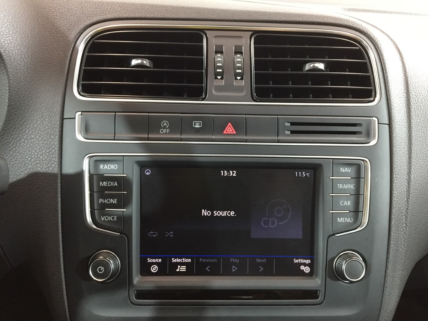 Used Volkswagen Polo 2017 for sale - 76881573: Photo 14