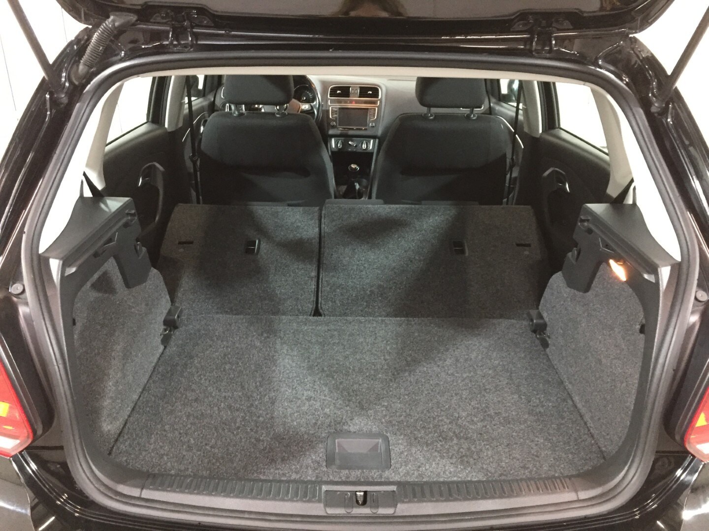 Used Volkswagen Polo 2017 for sale - 76881573: Photo 33