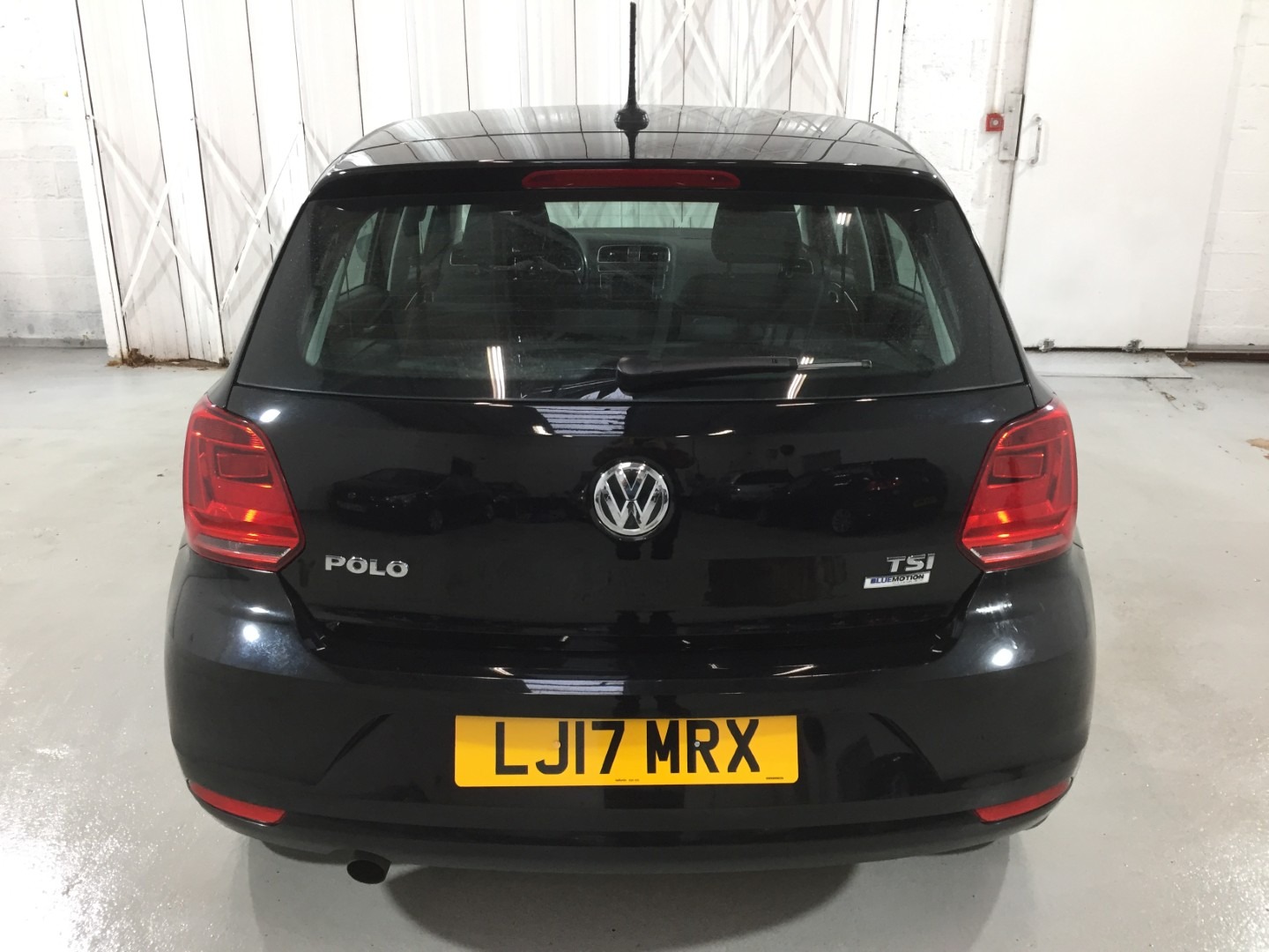 Used Volkswagen Polo 2017 for sale - 76881573: Photo 4