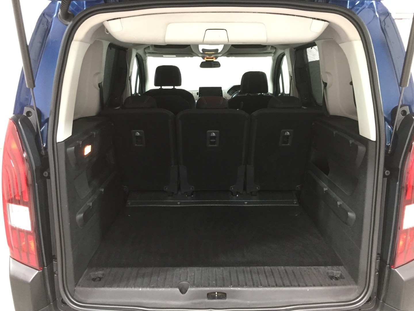 Vehicle 39