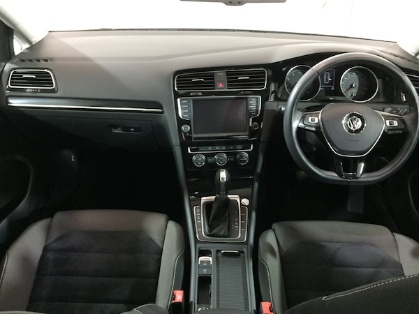 Used Volkswagen Golf 2025 for sale - 76232204: Photo 28