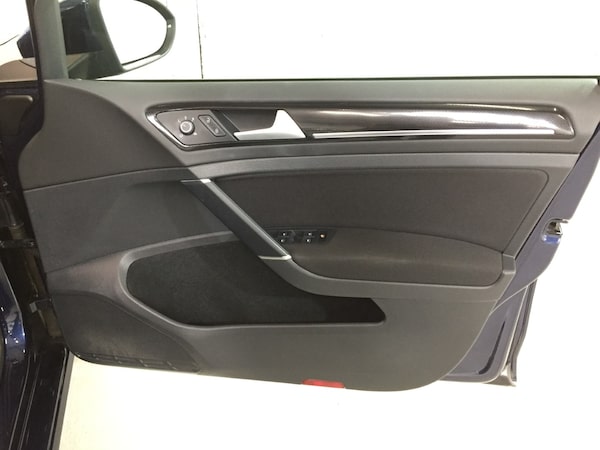 Used Volkswagen Golf 2025 for sale - 76232204: Photo 9