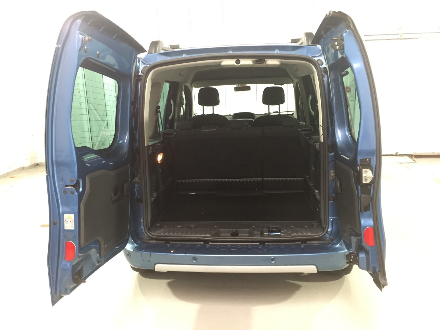 Used Renault Kangoo 2022 for sale - 78092877: Photo 27