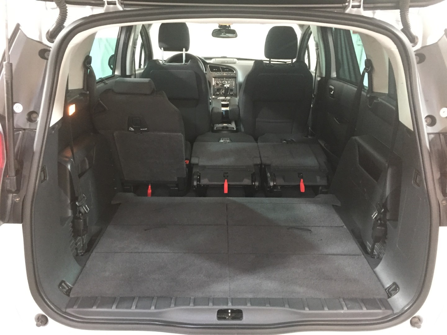 Used Peugeot 5008 2017 for sale - 78077784: Photo 36