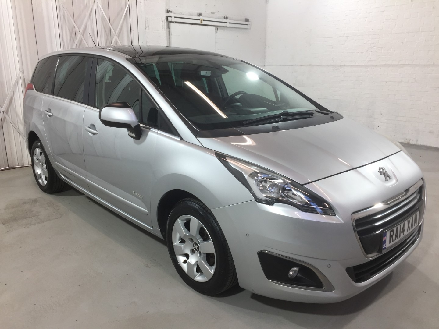 Used Peugeot 5008 2017 for sale - 78077784: Photo 6