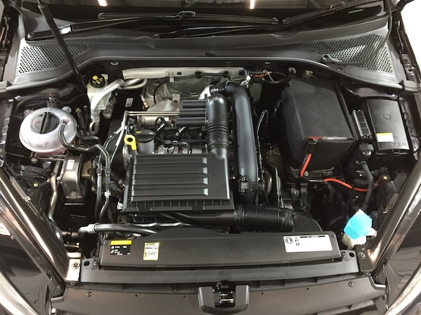 Used Volkswagen Golf 2015 for sale - 76221981: Photo 8