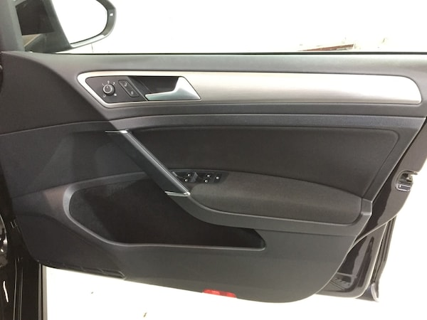 Used Volkswagen Golf 2015 for sale - 76221981: Photo 9