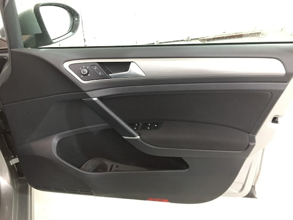 Used Volkswagen Golf 2014 for sale - 76232619: Photo 25