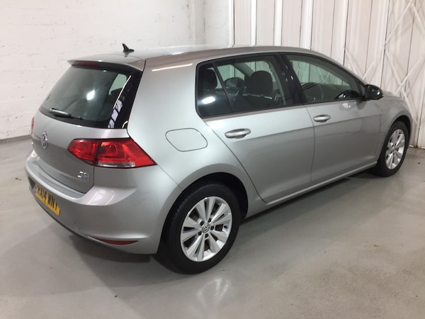 Used Volkswagen Golf 2014 for sale - 76232619: Photo 2