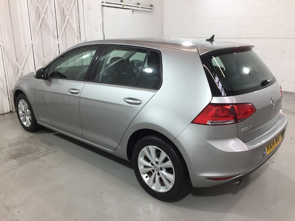 Used Volkswagen Golf 2014 for sale - 76232619: Photo 4
