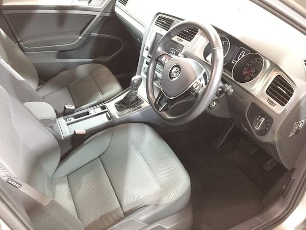 Used Volkswagen Golf 2014 for sale - 76232619: Photo 8