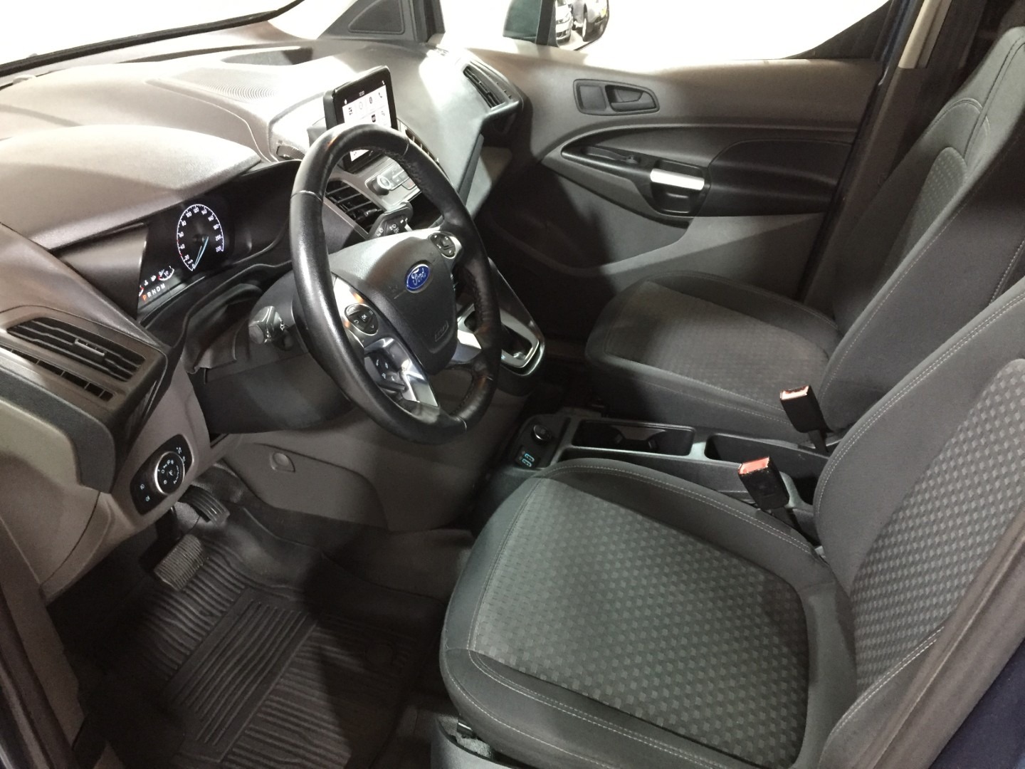 Used Ford Transit Connect 2019 for sale - 76615881: Photo 8